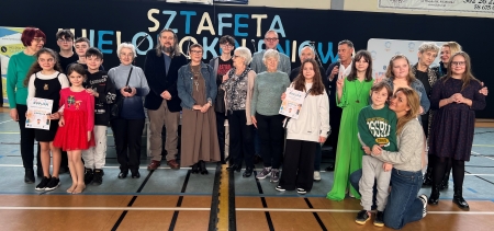 ''Sztafeta Pokoleń'' - zabawa łączy pokolenia